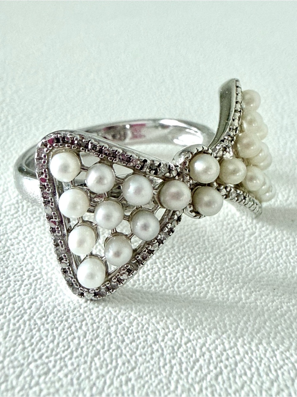 ❤️Pearl/Diamond Bow Ring❤️